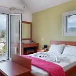 Socrates Hotel 2*
