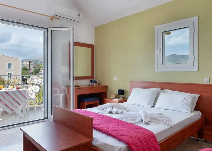 Socrates Hotel 2*